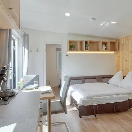 Holiday home Tiny Haus 47 Am Brombachsee Pleinfeld